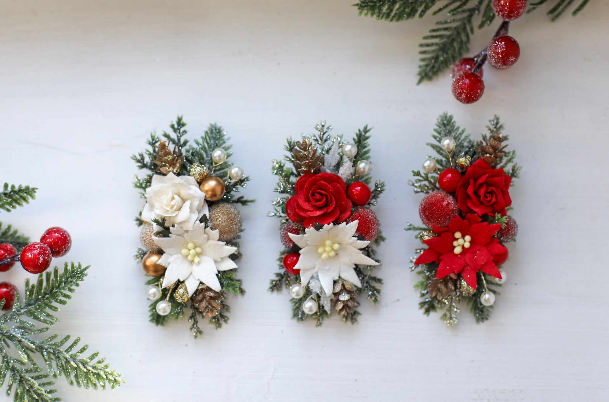 Poinsettia Pigtail Clips